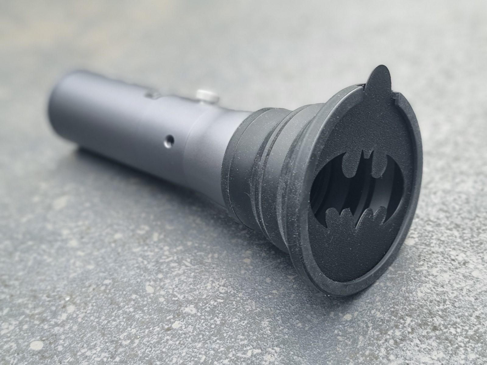 #2 Batman Gobo For SmallRig 4634 Videolight — vue 3