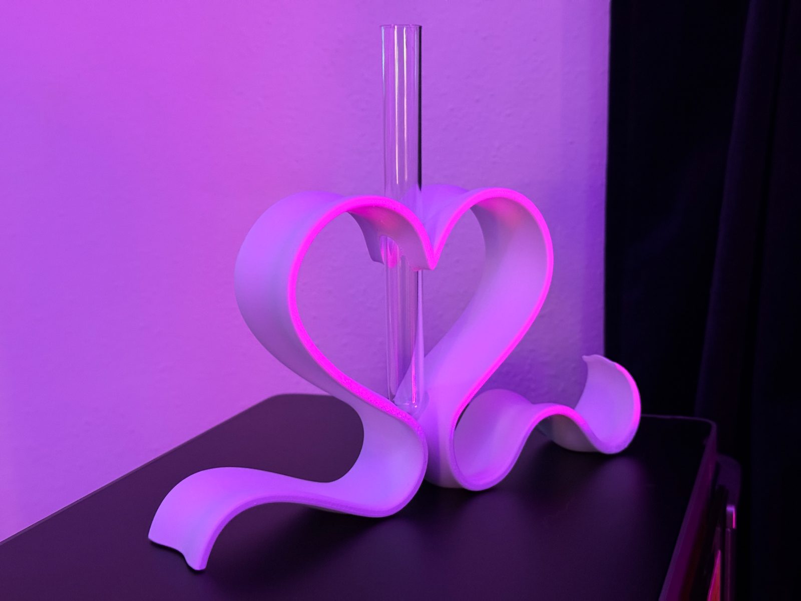 #2 Ribbon Heart Vase — vue 11
