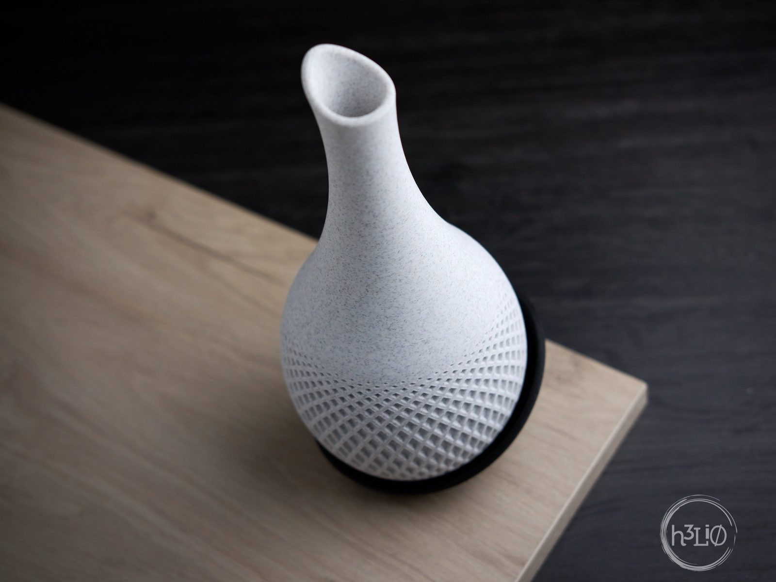 #4 Polygon Vase · Wrap Around Plate — vue 4