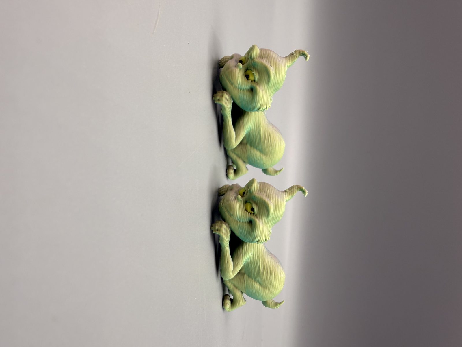#5 Sneaky Grinch — vue 2