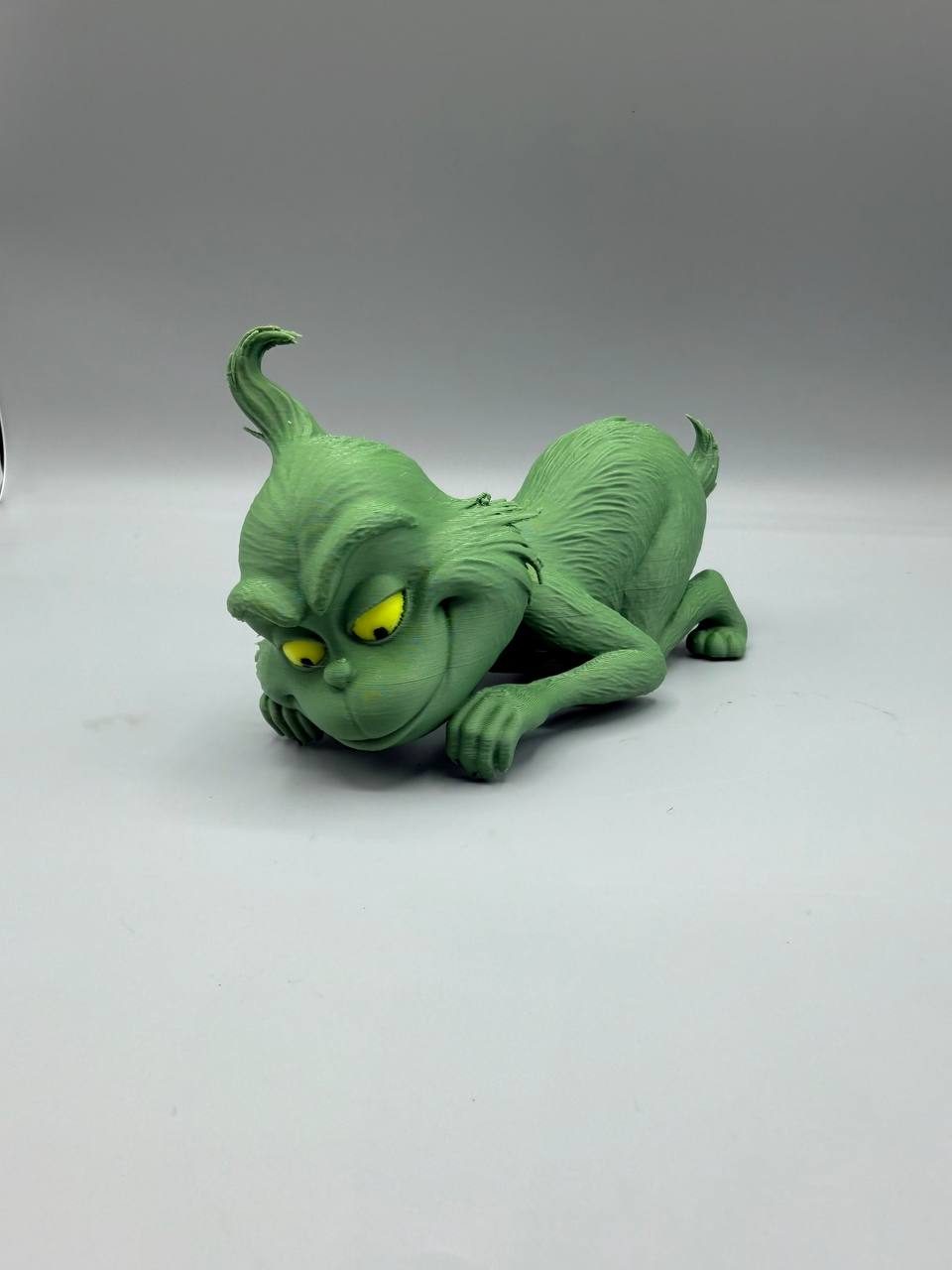 #5 Sneaky Grinch — vue 10