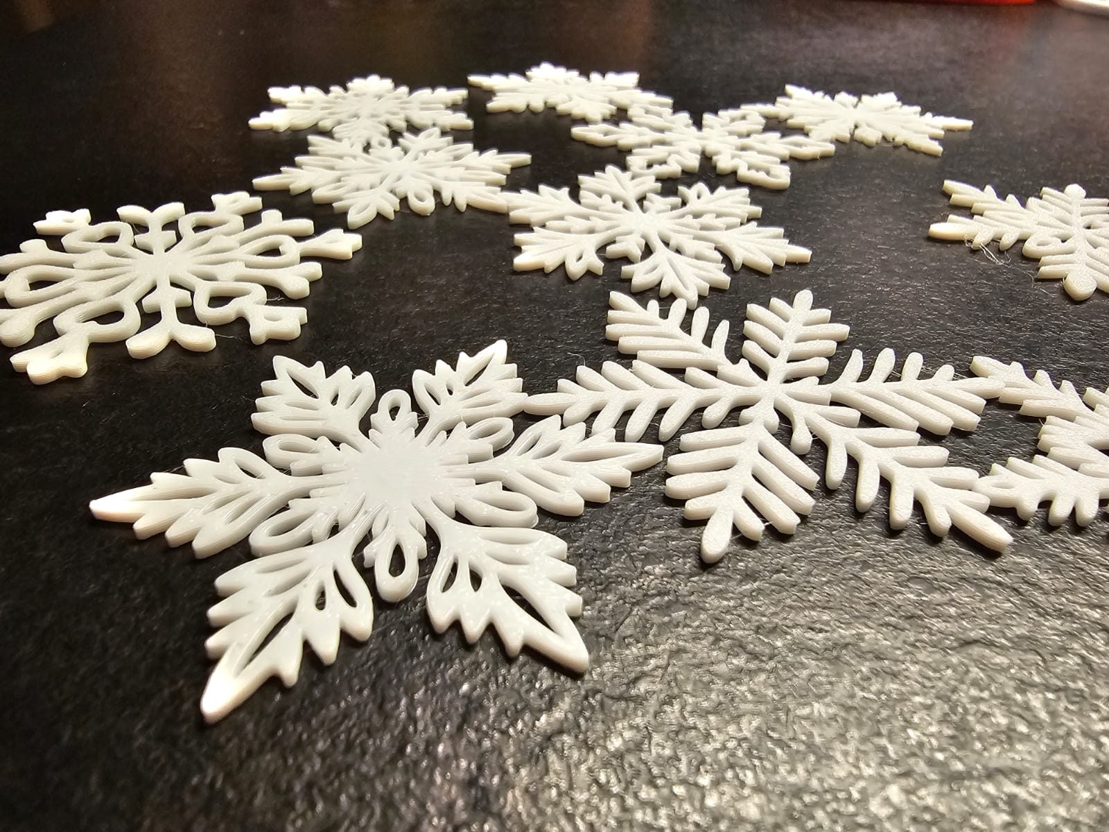 #8 Schneeflocken – Weihnachts-Deko Set (16 Stück) — vue 2
