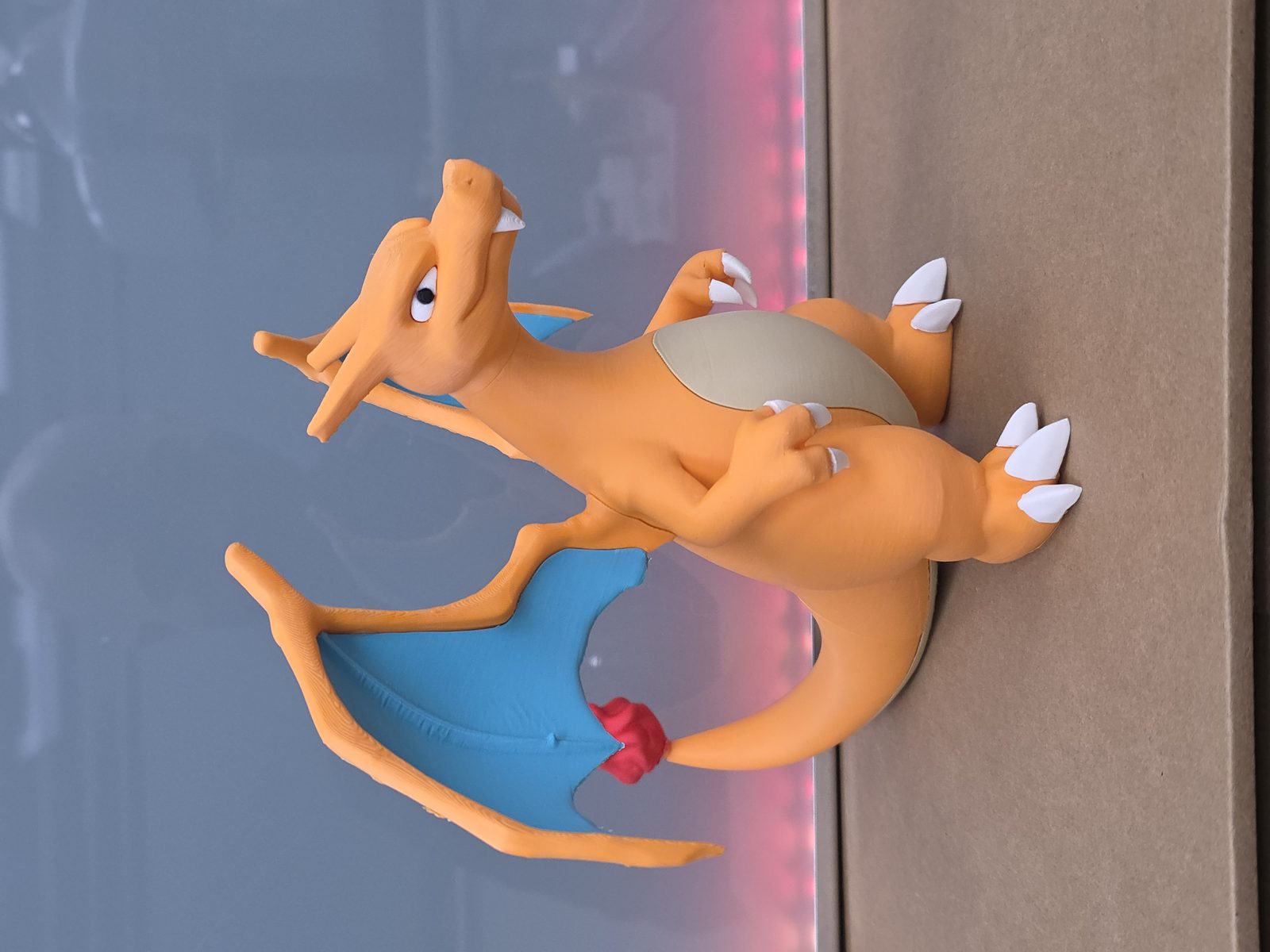 #12 Charizard Pokemon — vue 10