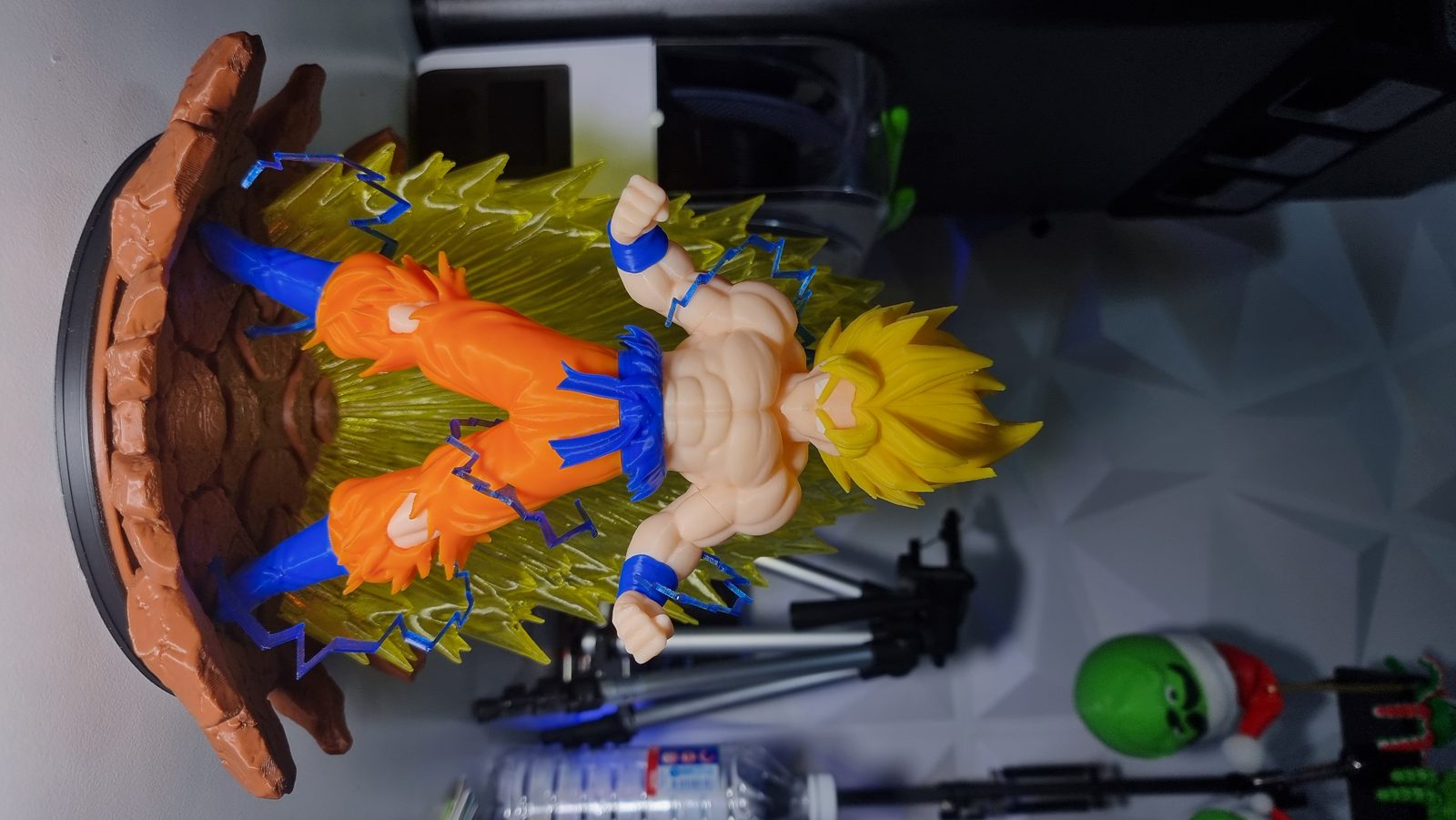 #14 Goku With Base FX — vue 20