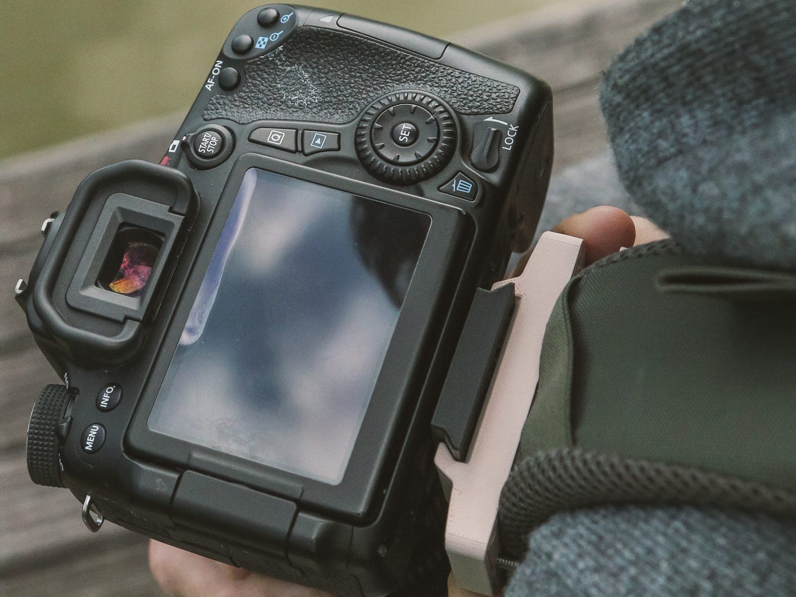 #14 Outdoor Clip System - Customizable — vue 11
