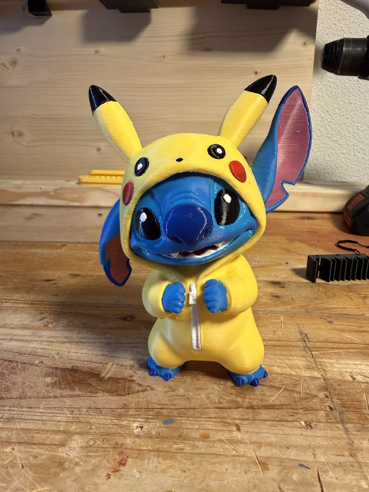 #17 Stitch in Pikachu Costume — vue 2