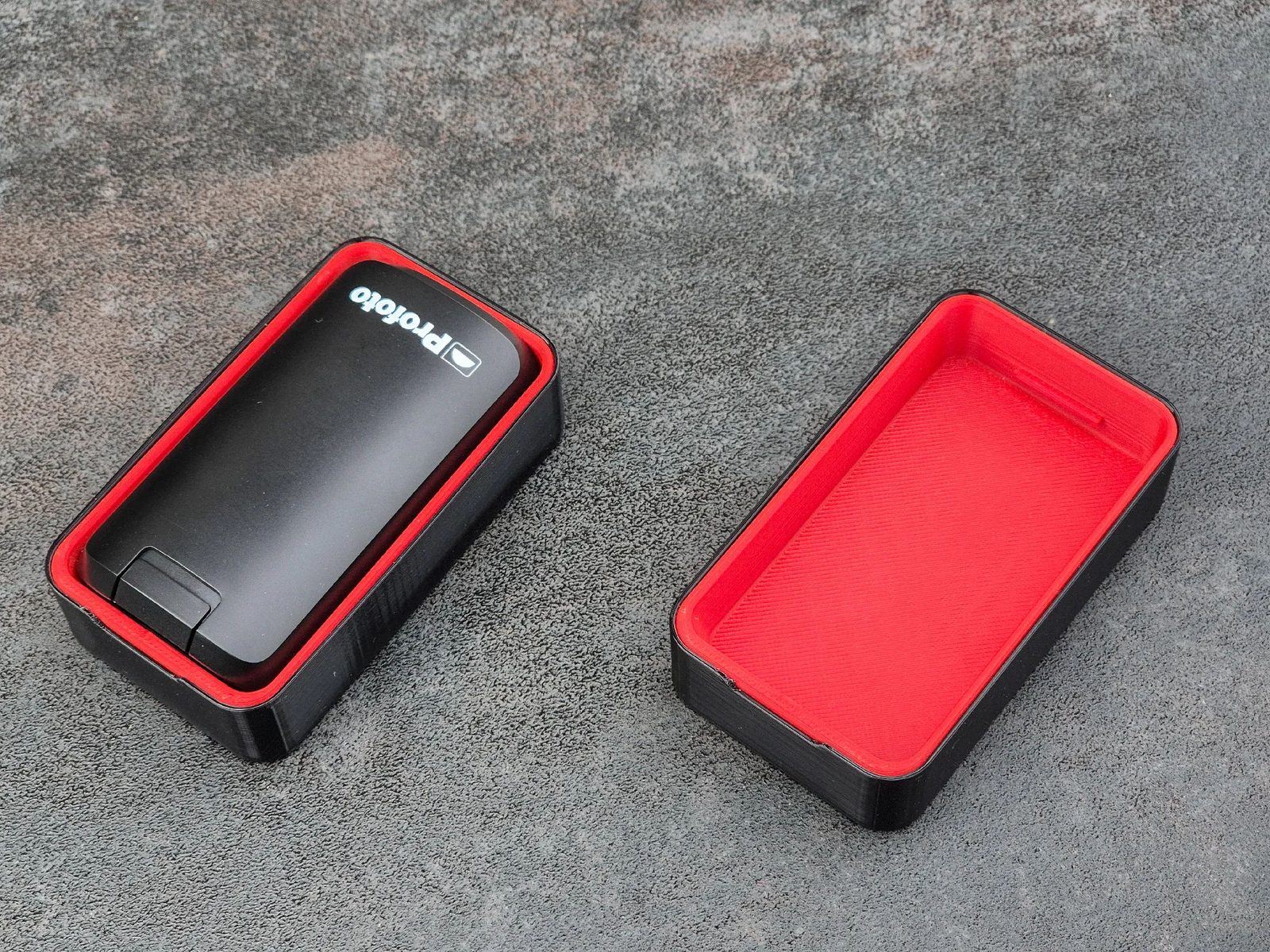 #23 Profoto A-Series Battery Cover — vue 3