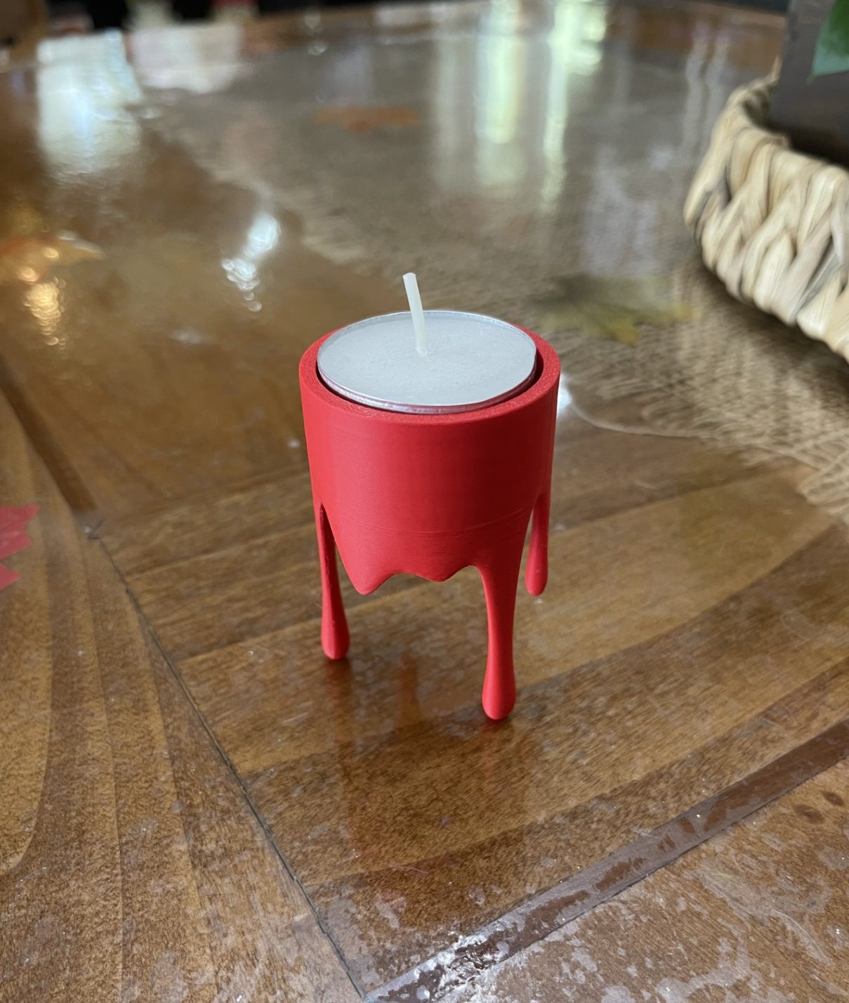 #28 Floating dripping candle – LED tealight holder — vue 6