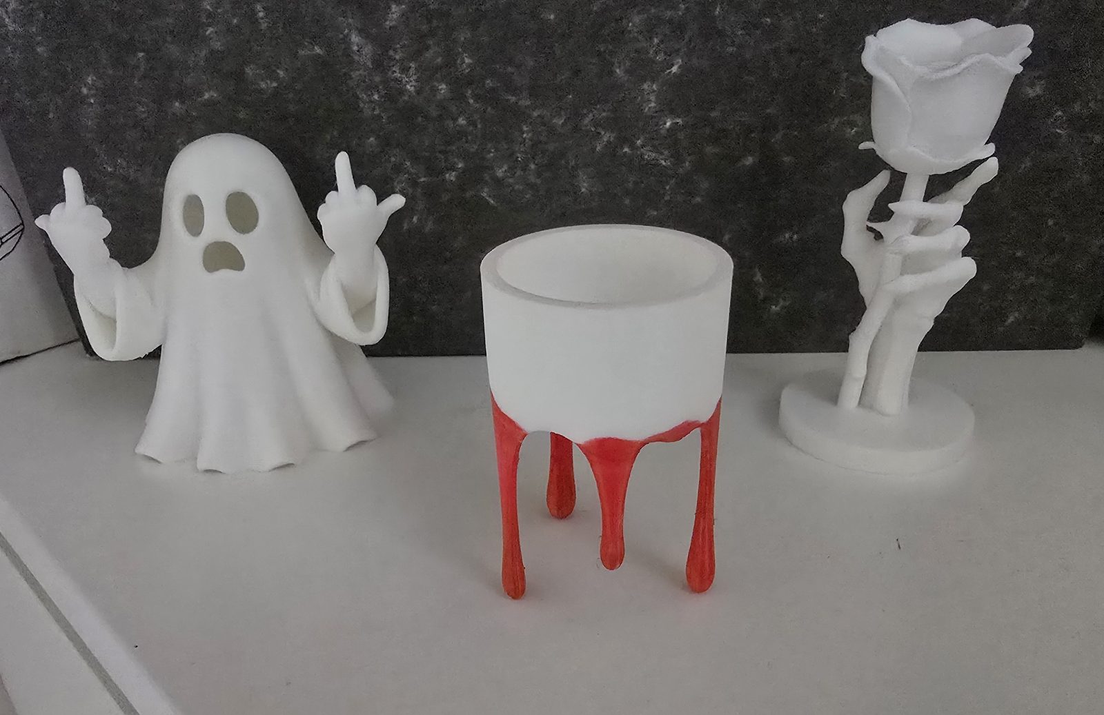 #28 Floating dripping candle – LED tealight holder — vue 13