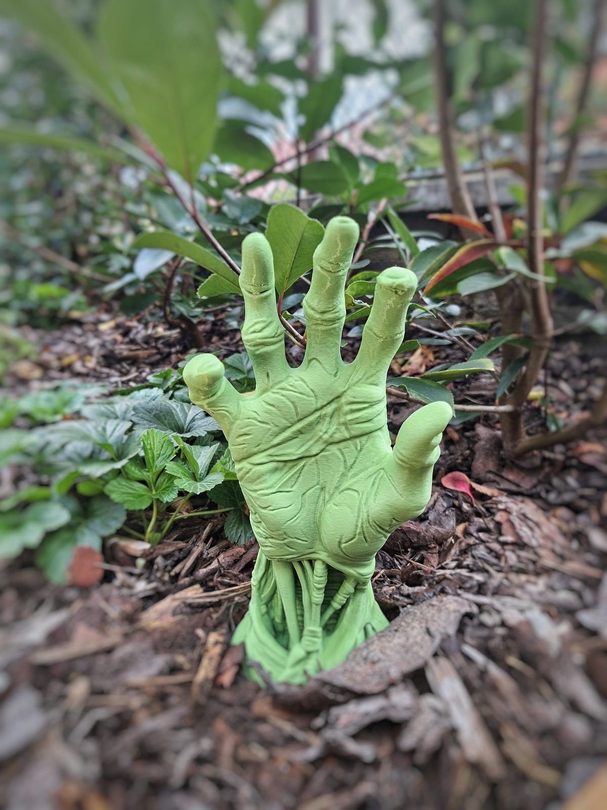 #30 Halloween Zombie Hand — vue 7