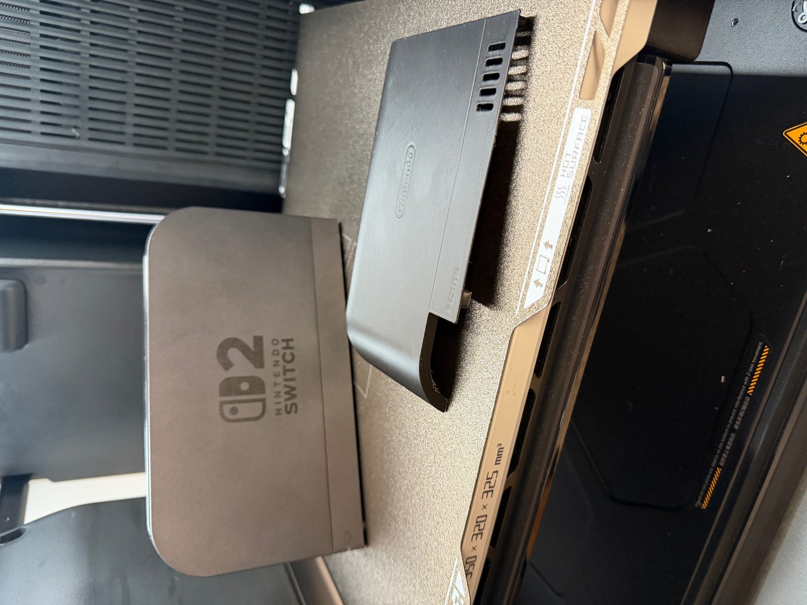#33 Copertura copri cavi Dock Nintendo switch 2 — vue 3