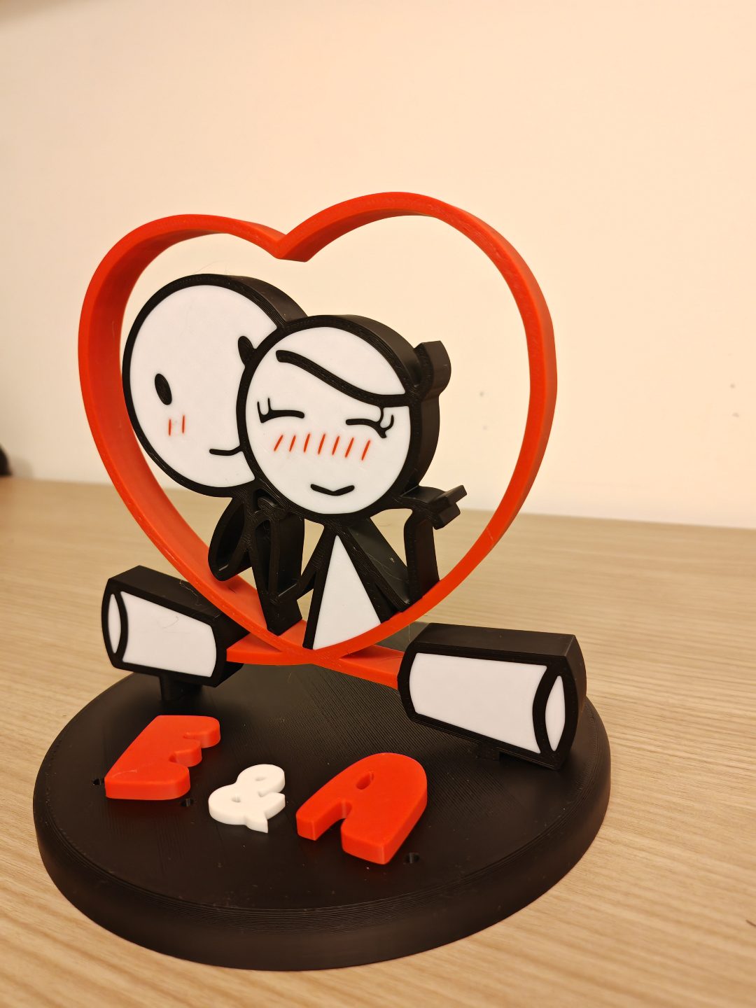#35 Couple in Love Valentine's Day Customizable — vue 7