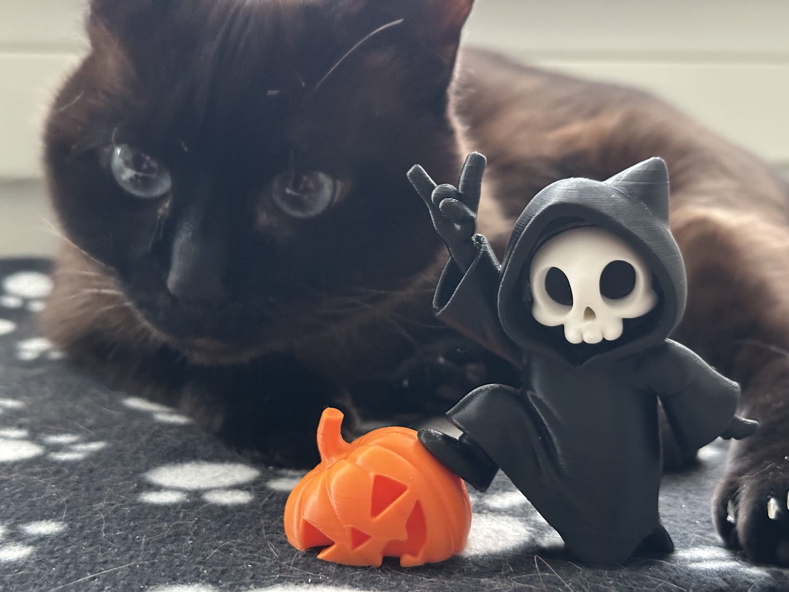 #35 Kawaii Grim Reaper with Pumpkin – Spooky Halloween — vue 2