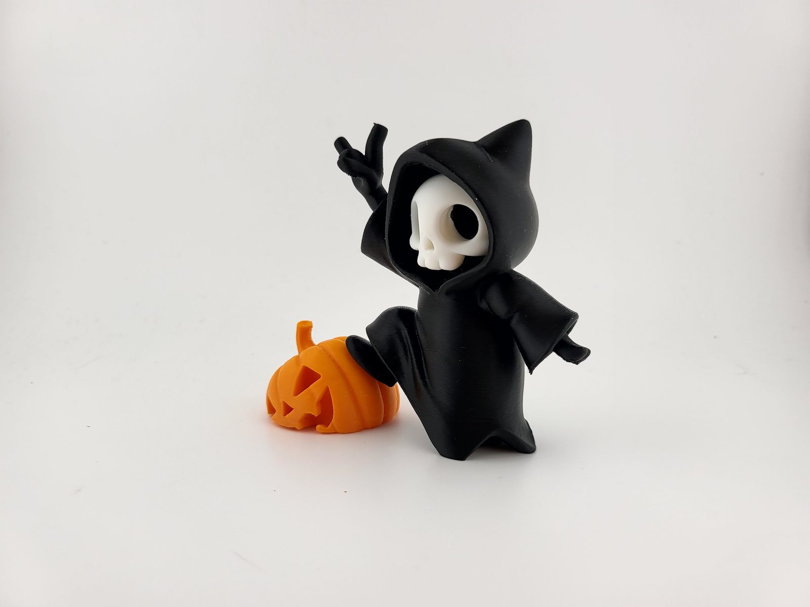 #35 Kawaii Grim Reaper with Pumpkin – Spooky Halloween — vue 9