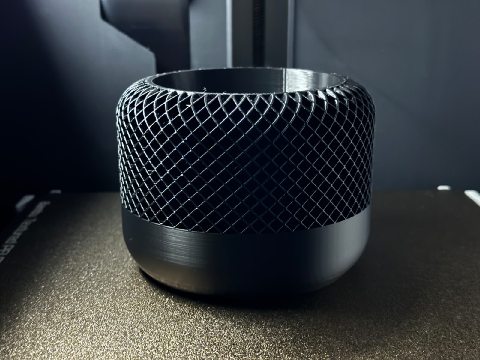 #35 Modern Apple Home Pod Style Plant Pot Vases — vue 16