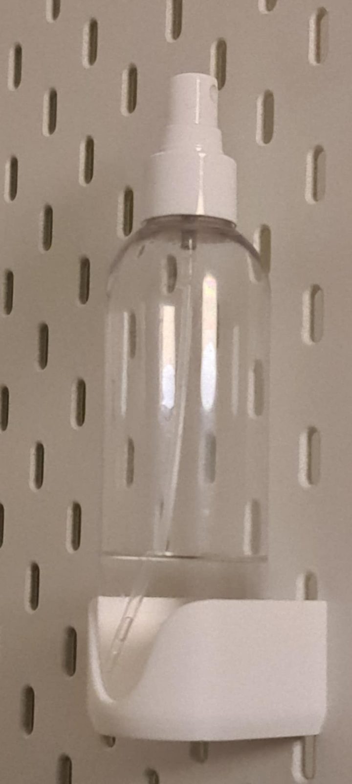 #36 Bottle Holders for IKEA Skadis — vue 3