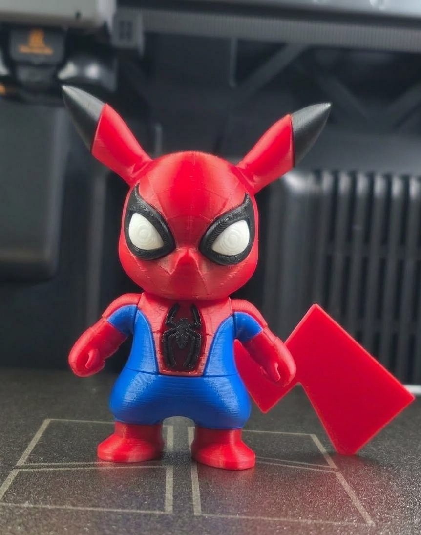#37 Spider Man - Pikachu (Multiparts) — vue 10