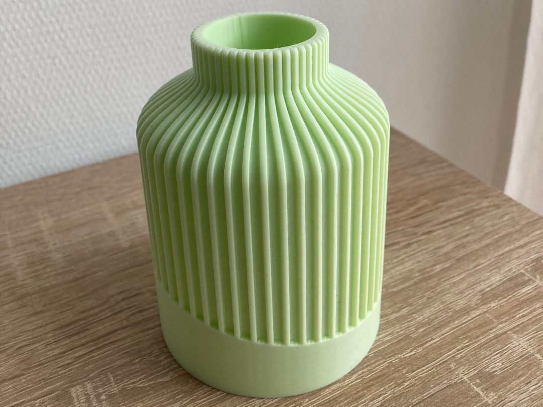#37 Vase Moderne — vue 2