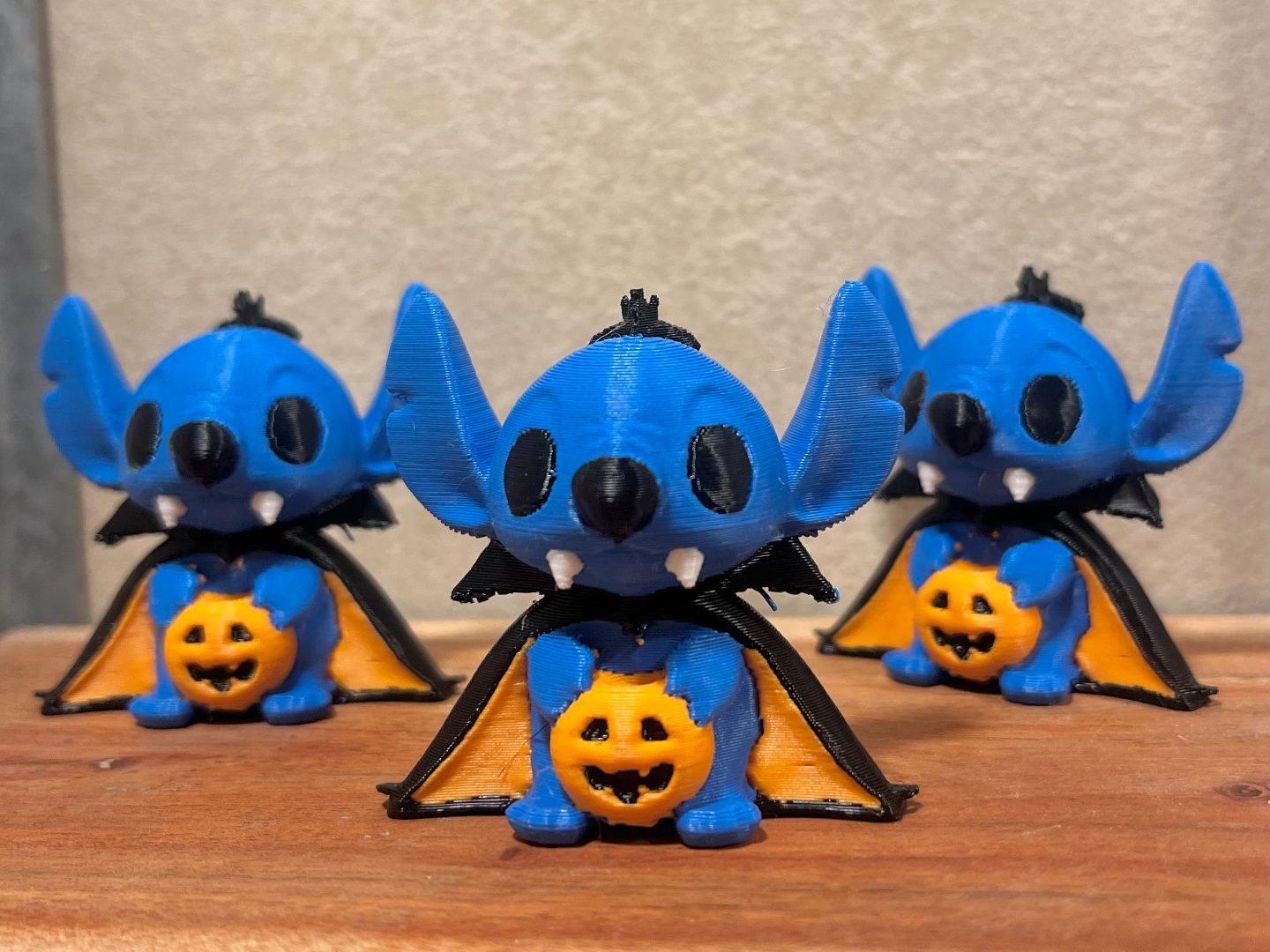 #38 Halloween Stitch — vue 2