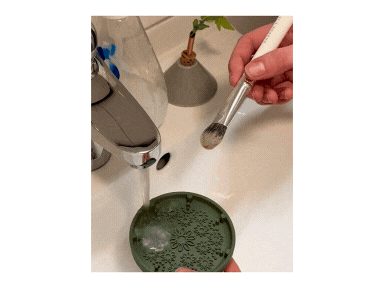 #38 Makeup Brush Cleaner — vue 5