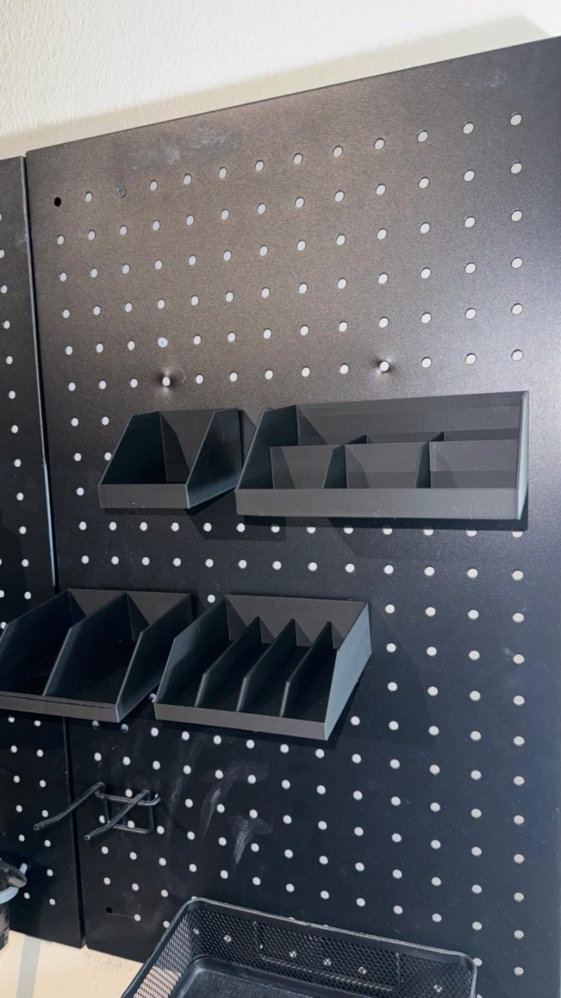 #40 Customizable Peg Board Tray Skadis — vue 3