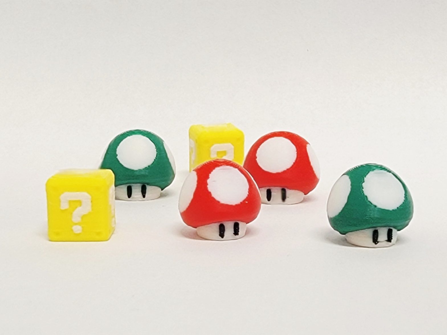 #43 Super Mario Minis + Keychains — vue 1