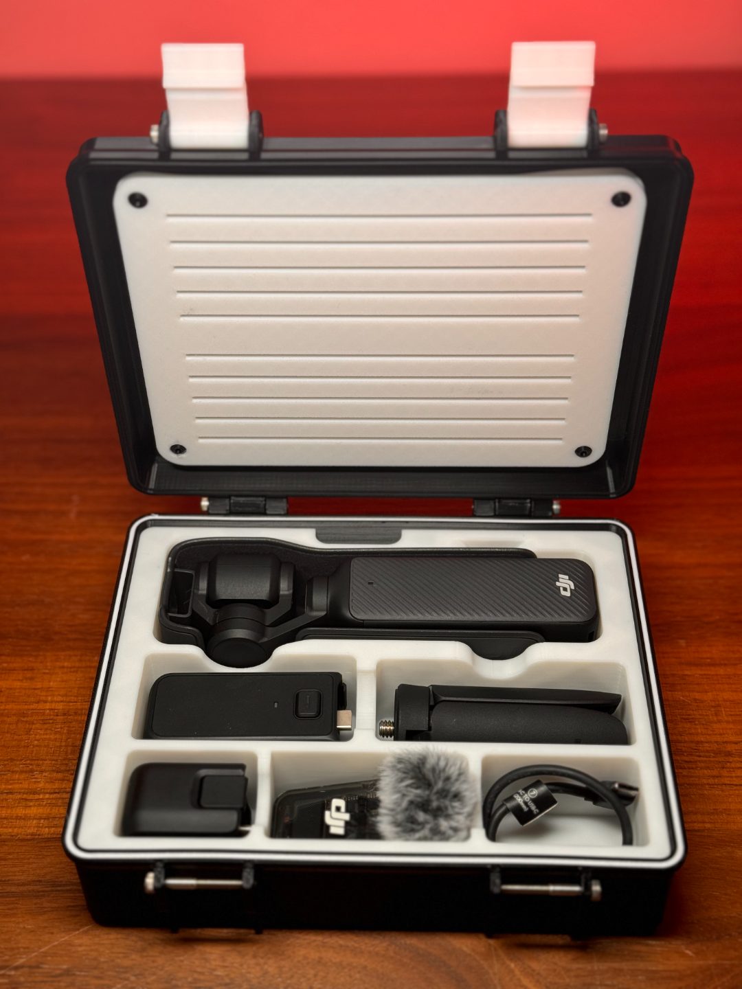 #44 DJI OSMO Pocket 3 Hard Case with AirTag Slot — vue 1