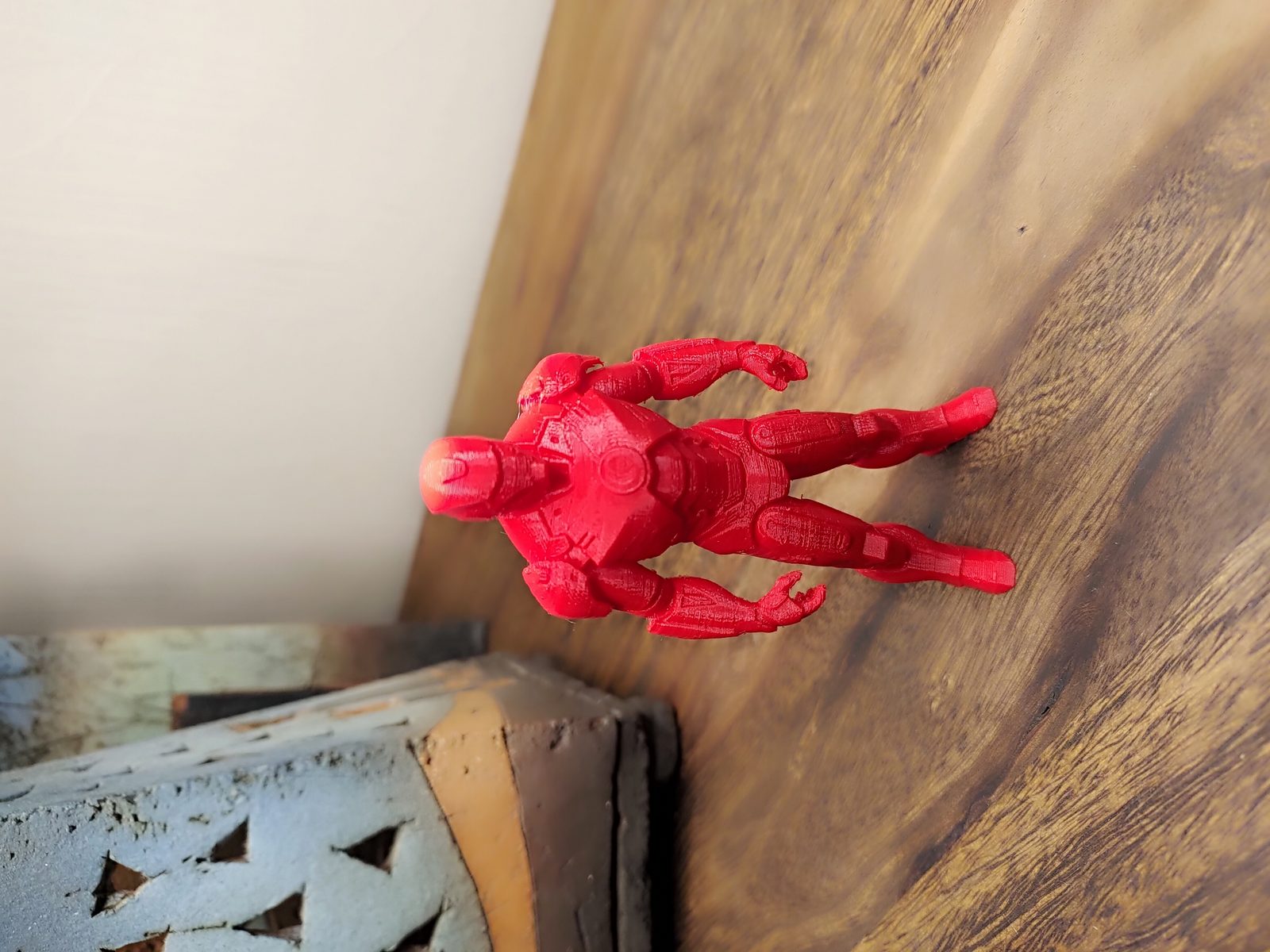 #44 Marvel’s Iron Man – High Detail Desk Toy — vue 2