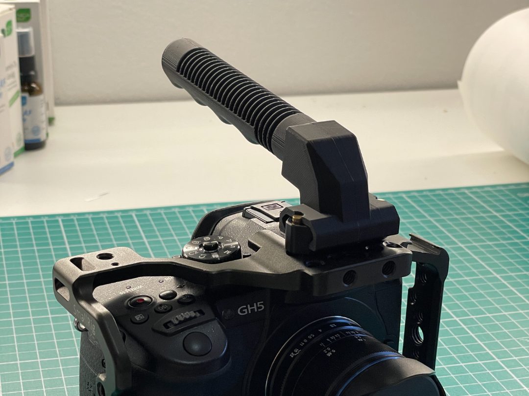 #47 Camera Top Handle for Nato Rail — vue 1