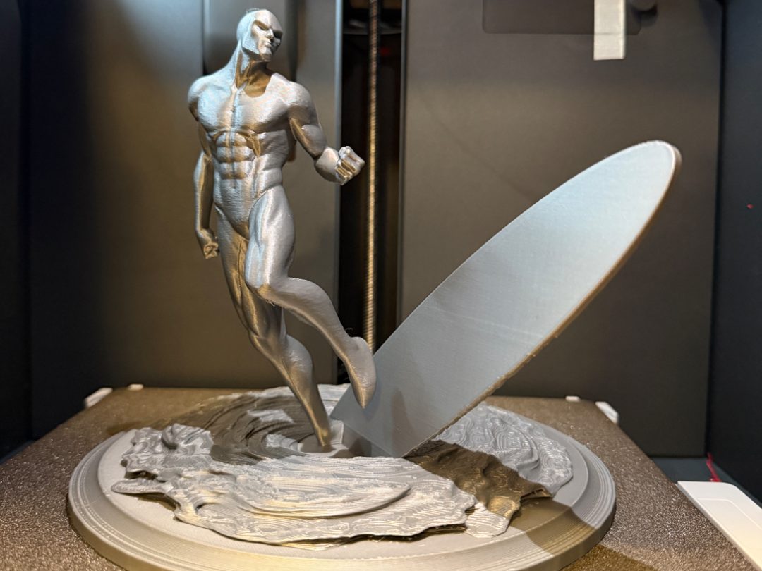 #53 Silver Surfer In black hole — vue 3