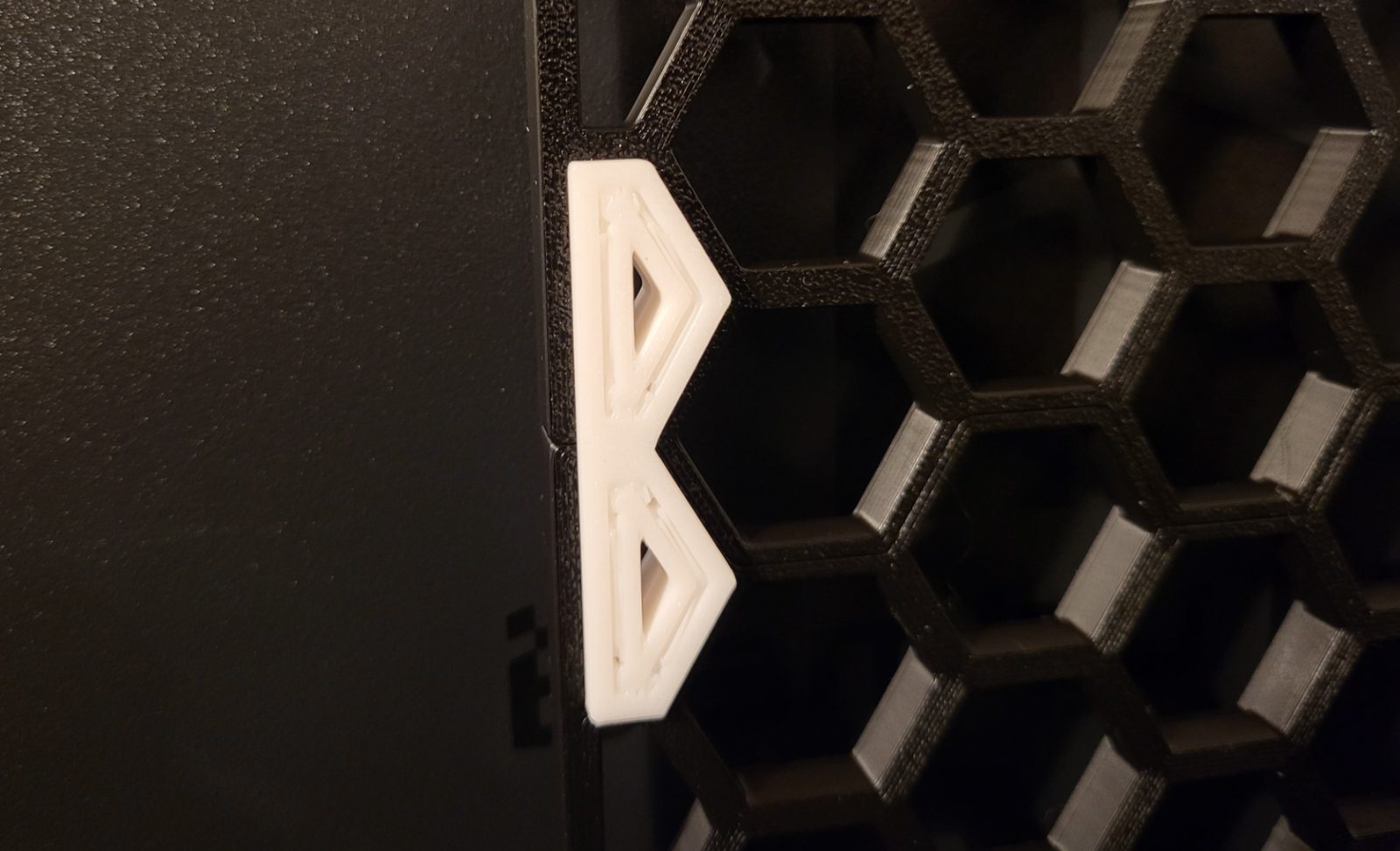 #54 HSW side halfed Connector for Honeycomb Wall — vue 1