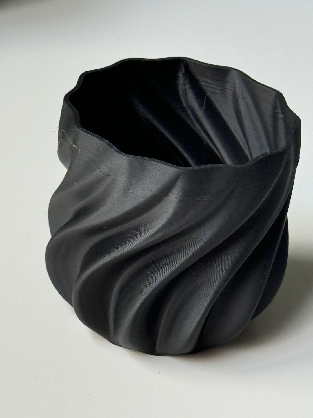 #55 Plant Pot smooth ribs curved — vue 12