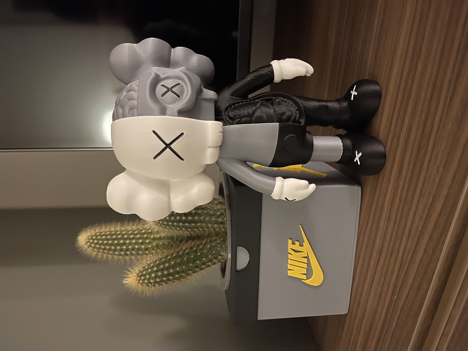 #56 KAWS x FUNKO - SECTION (Companion) — vue 12