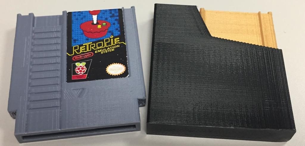#57 Vertical Mini NES Cartridge with Tree Supports — vue 1