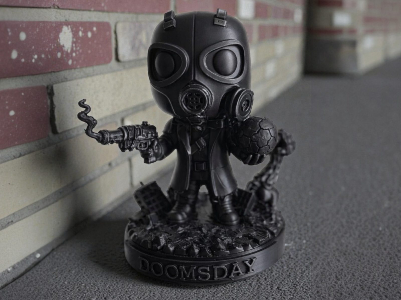 #58 Doomsday 2026 – Post Apocalyptic Gas Mask Figure — vue 2