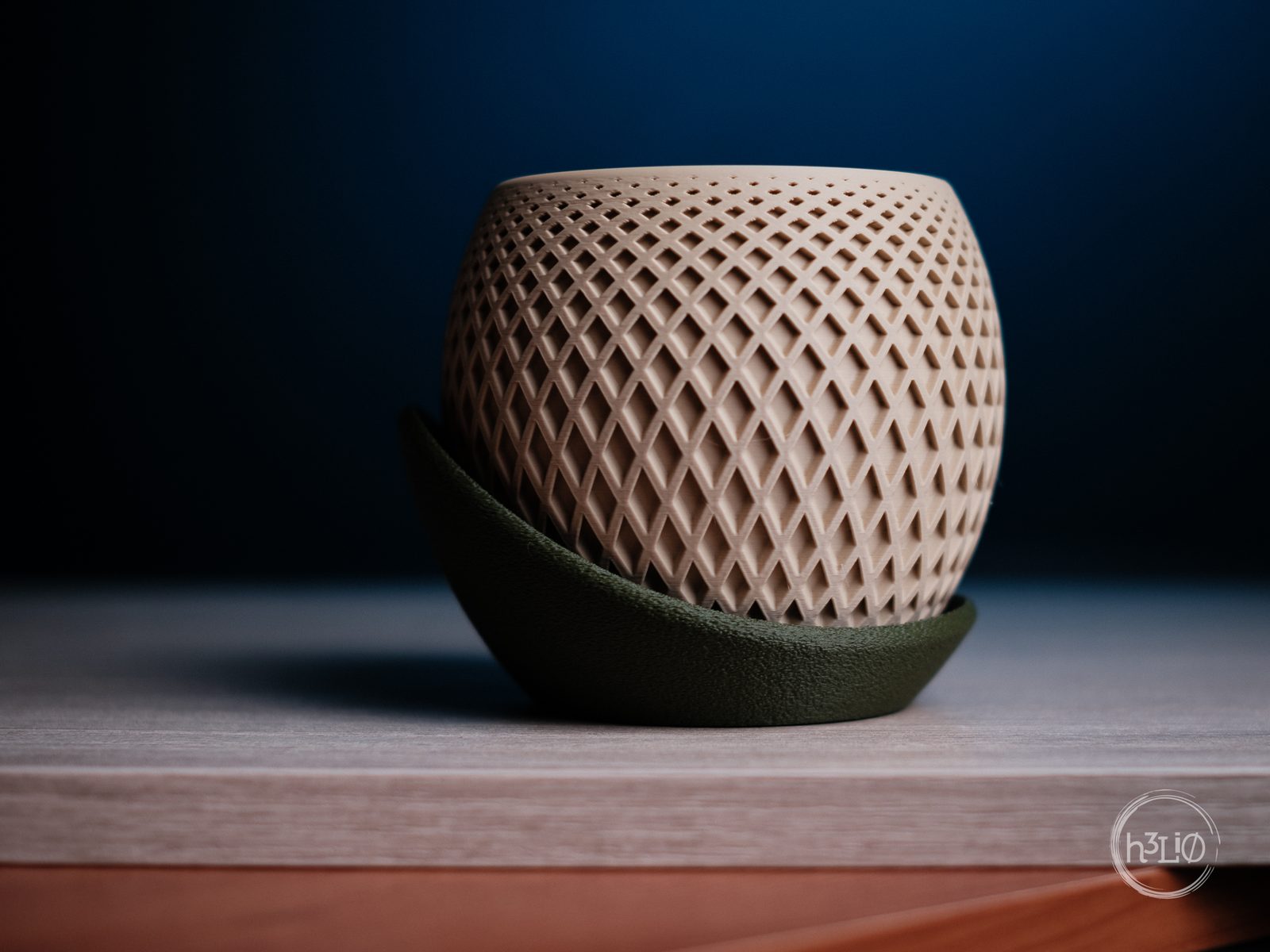 #58 Polygon Planter · Wrap Around Plate — vue 2