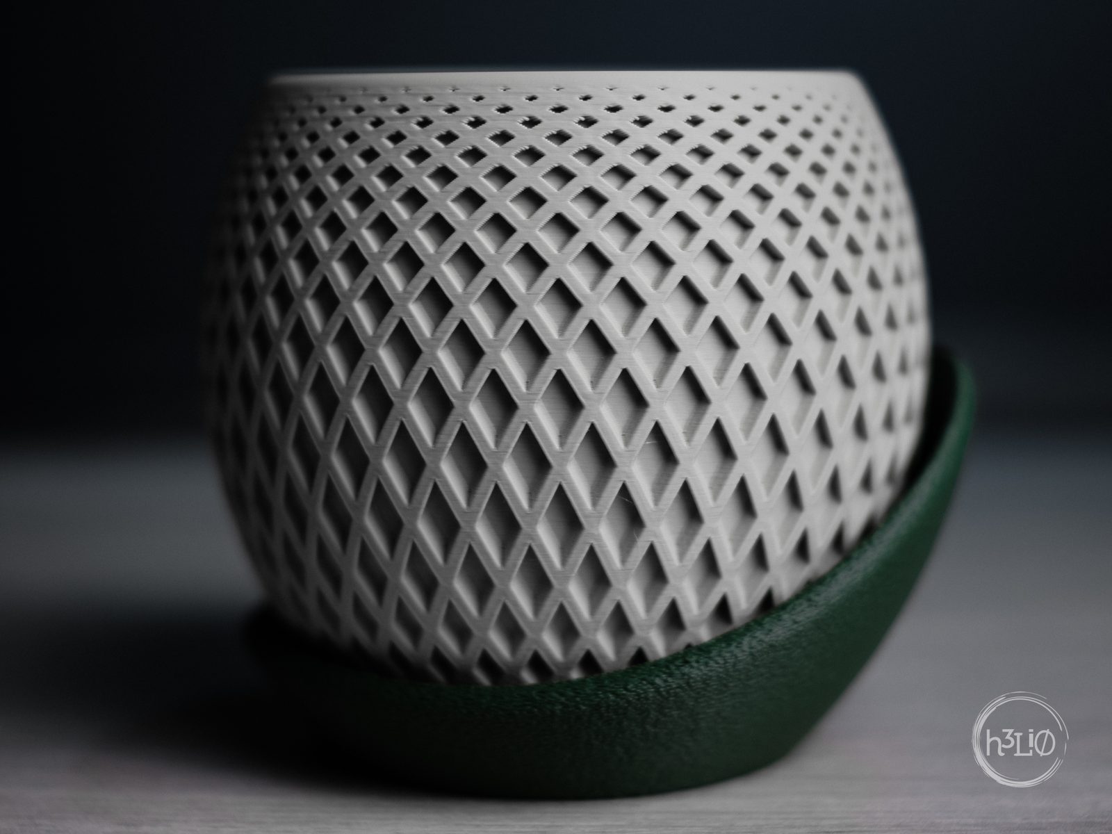 #58 Polygon Planter · Wrap Around Plate — vue 4