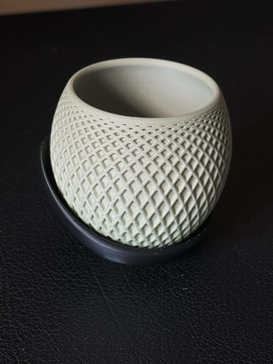 #58 Polygon Planter · Wrap Around Plate — vue 6