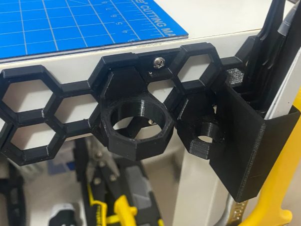 #60 HSW Multi-purpose Holder — vue 2