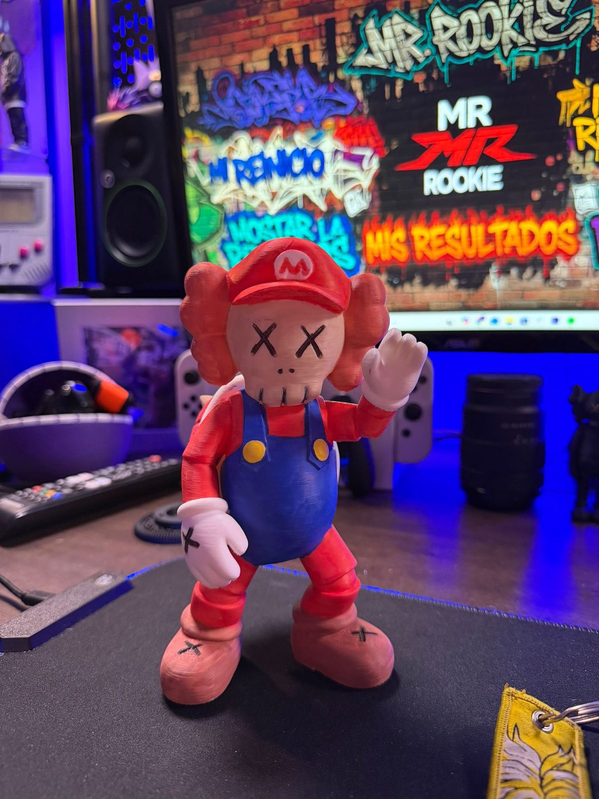#62 Kaws x Mario – Fusion Tribute by Mr. Rookie — vue 7