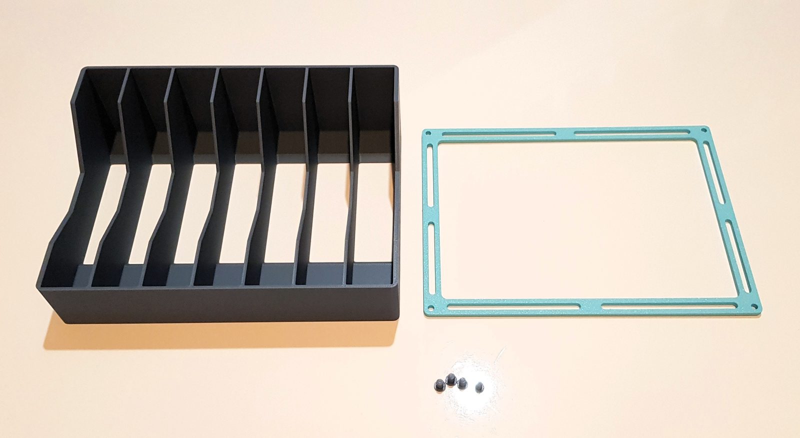 #69 3.5in HDD DRIVE HOLDER — vue 6