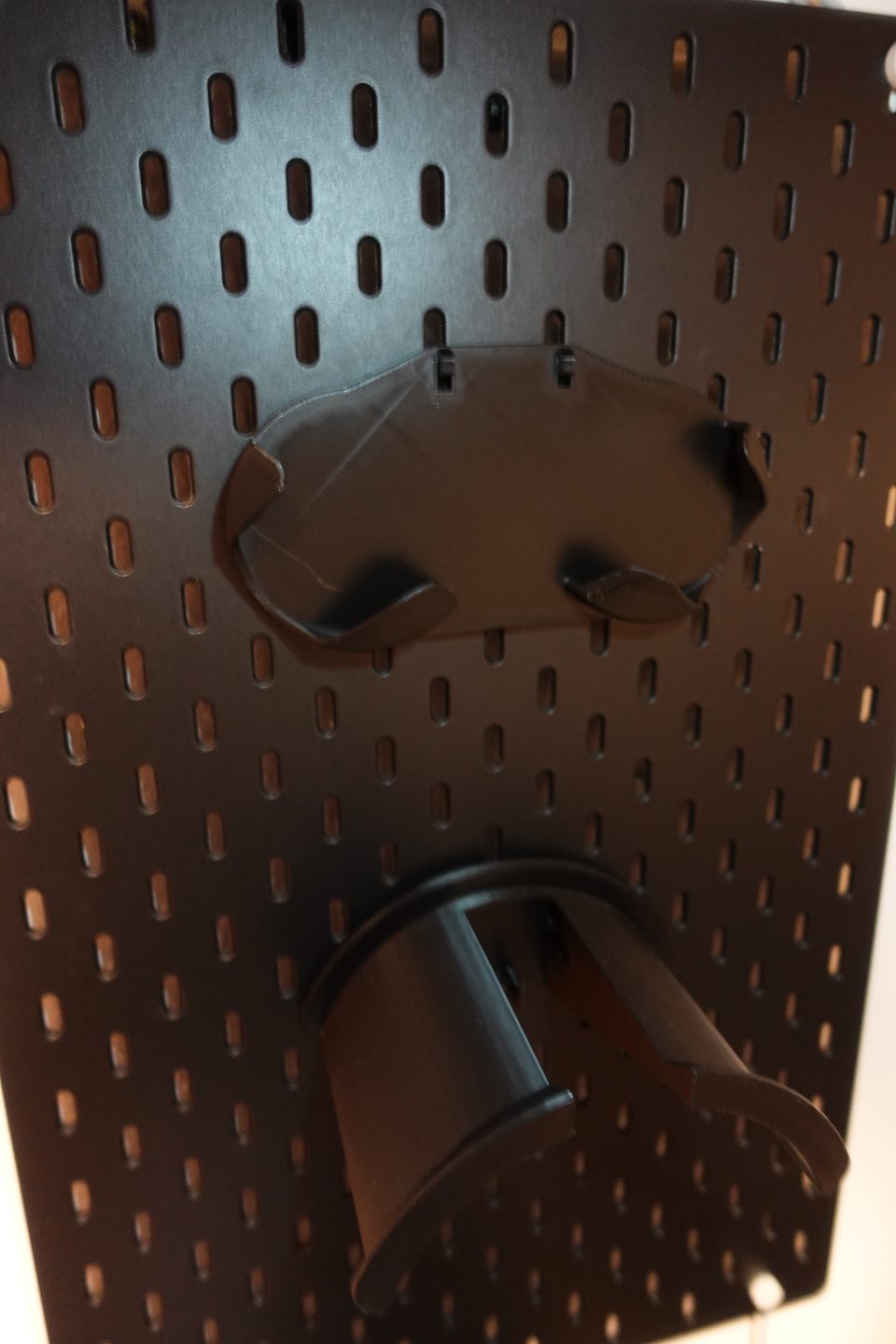 #72 Meta Quest 3 3s holder for ikea SKÅDIS Skadis — vue 5