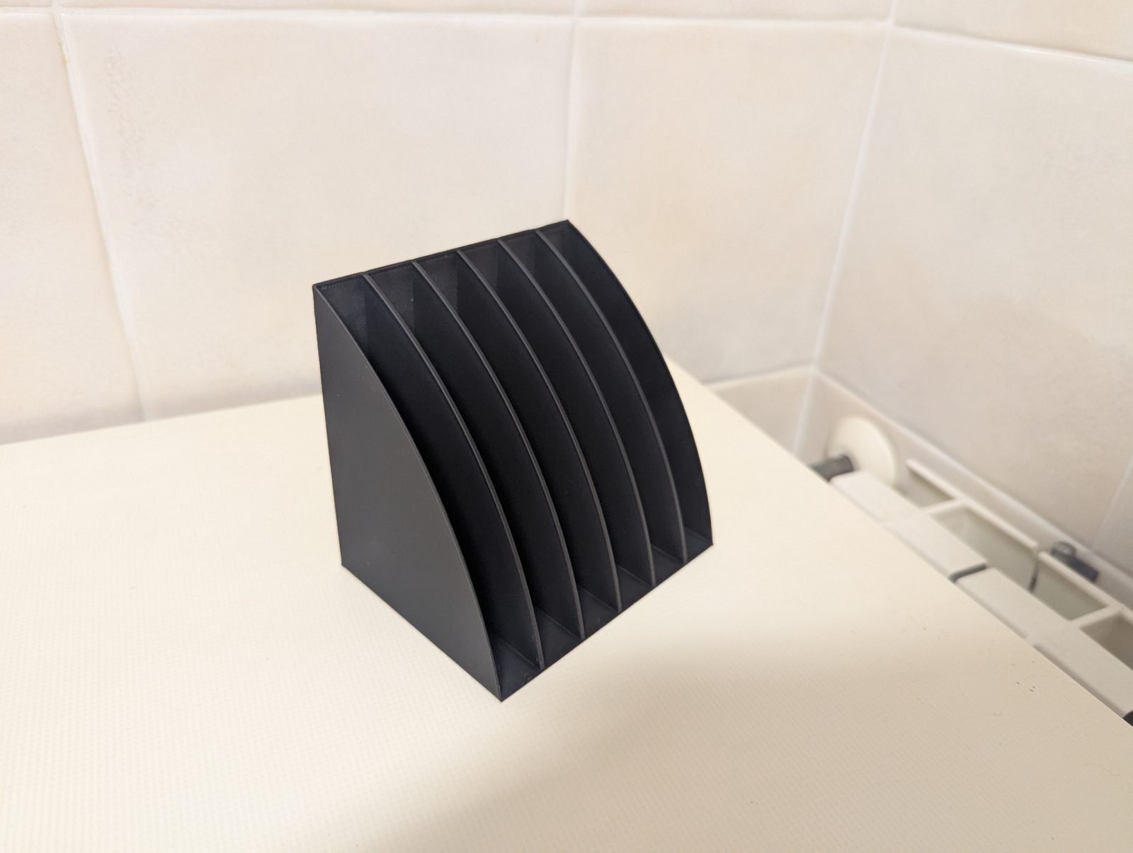 #74 Invisible Bluray PS5 PS4 games holder — vue 4