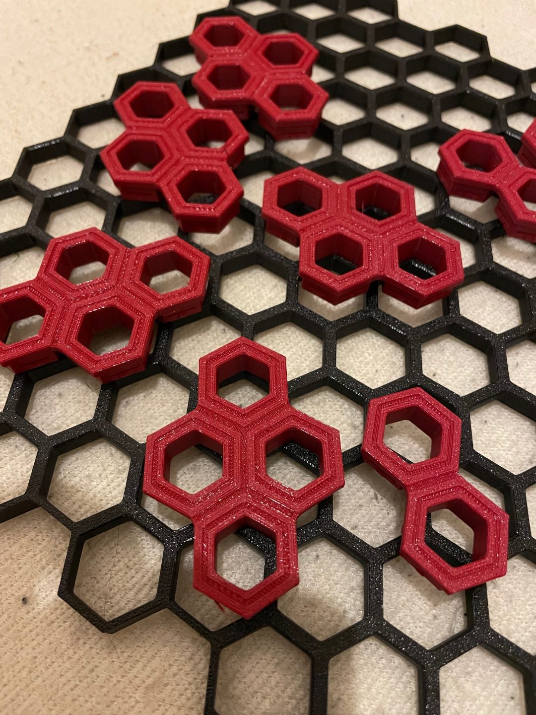 #75 Honeycomb storage wall — vue 1