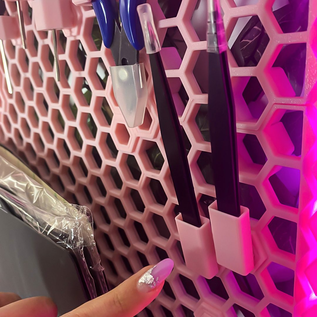 #76 Tweezer Holder for HSW (Honeycomb Storage Wall) — vue 6