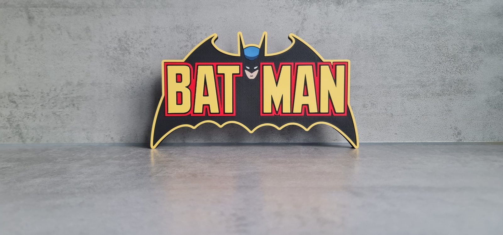#78 Batman Logo Sign — vue 3