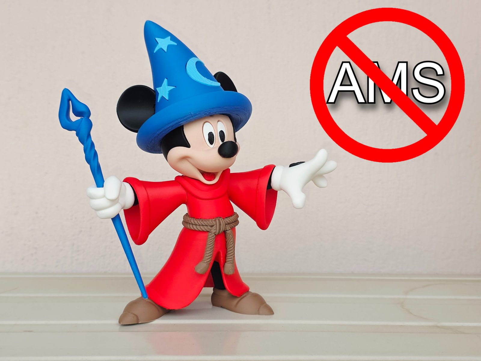 #82 Sorcerer Mickey Mouse Fantasia — vue 3