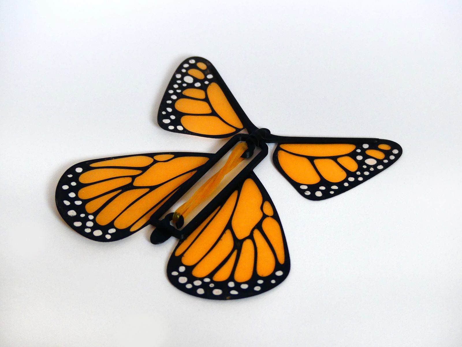 #96 Windup Flying Butterfly — vue 1