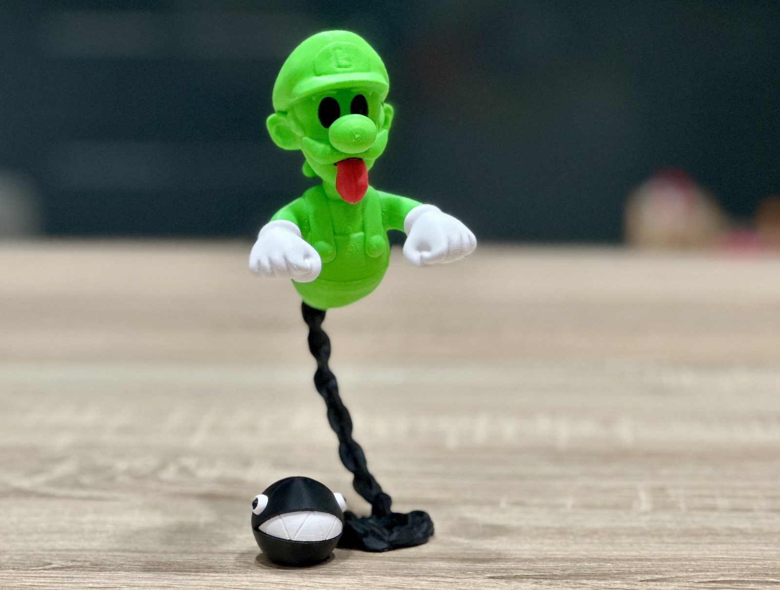 #97 Luigi ghost levitating — vue 3