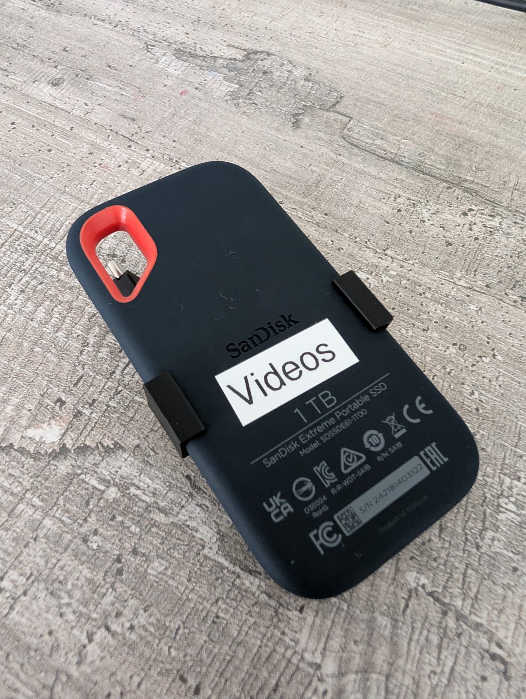 #98 SanDisk Extreme Portable SSD Cable Management — vue 4